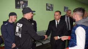 بالصور.. الوزير صادي يقوم بزيارة فجائية إلى مركز تجمع وتحضير رياضيي النخبة بالسويدانية