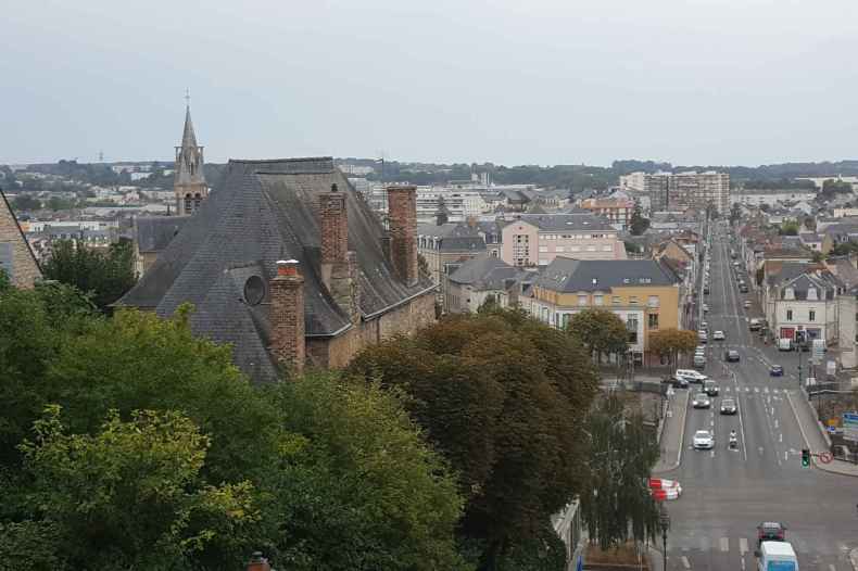 Cette commune française offre un chèque de 5.000 € aux jeunes qui viendraient s’y installer