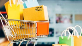 جزائريون يغيّرون روتين تسوقهم من المتاجر الشعبية نحو المنصات!