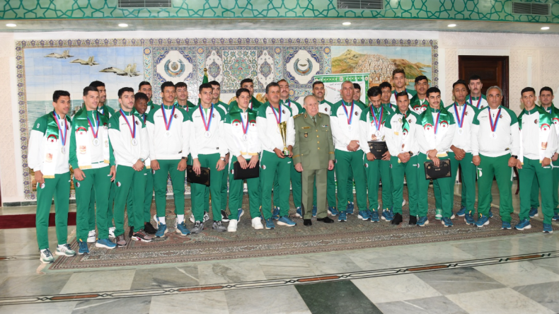 بالصور.. تكريم الوفد المشارك في الألعاب العسكرية الإفريقية