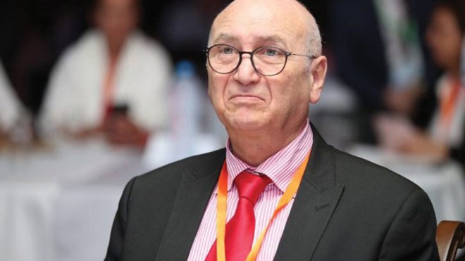 ودادية لاعبي كرة اليد تكرم عددا من المسيرين والمدربين السابقين