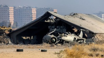 أراك عصيَّ الدم والدمع