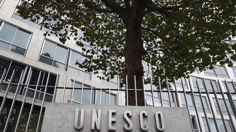 اليونسكو تنهي تكوين 300 إطار جزائري في التربية