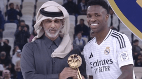 3 تتويجات لفينيسيوس في ظرف 24 ساعة