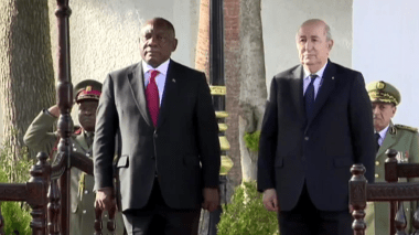 Le Président de la République réserve un accueil officiel à son homologue sud-africain