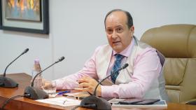 5 مراجع لتحسين أداء المجمعات الصناعية العمومية