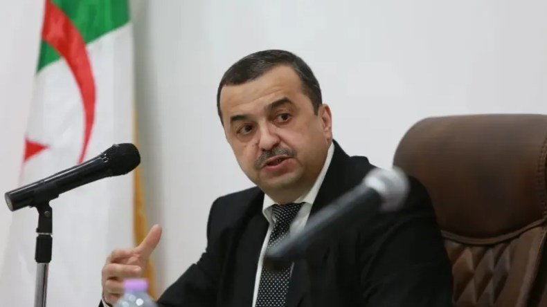 الوزير عرقاب ممثلا للرئيس تبون في قمة رؤساء الدول الافريقية حول الطاقة