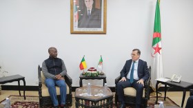 وزارة العمل تدرس آثار الذكاء الاصطناعي على سوق العمل