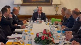وزارة الخارجية تُنظم اجتماعا تنسيقيا بروما مع عدد من رؤساء المراكز القنصلية