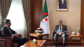 الوزير الأول يستقبل سفير الاتحاد الأوروبي.. وهذا ما دار بينهما