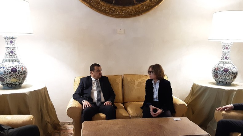 عرقاب يعقد مباحثات مع الرئيسة المديرة العامة لشركة “زهيرو” الإيطالية