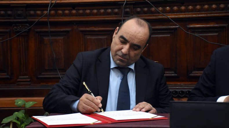 تنصيب الوالي المنتدب الجديد للمقاطعة الإدارية لباب الوادي