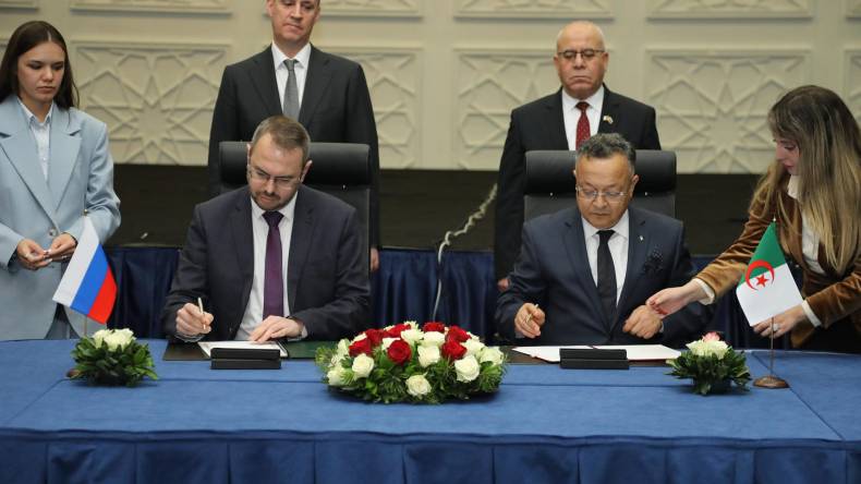بداري يوقع اتفاقية تعاون في مجال التعليم العالي والبحث العلمي مع روسيا