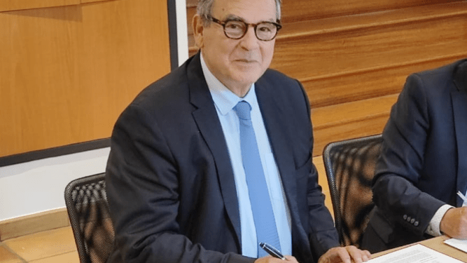 تحذيرات فرنسية من التصعيد مع الجزائر