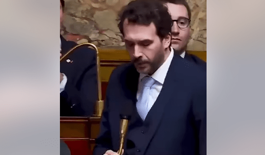 Sur l’Algérie, un député LFI accable les dirigeants français (VIDEO)