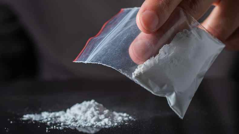 حجز أكثر من قنطار من الكوكايين ومبلغ مالي يفوق 11 مليار سنتيم في وهران