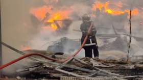 إخماد حريق في مصنع لإنتاج البلاستيك بوهران