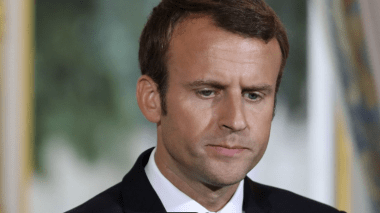 Macron atteint un niveau record d’impopularité