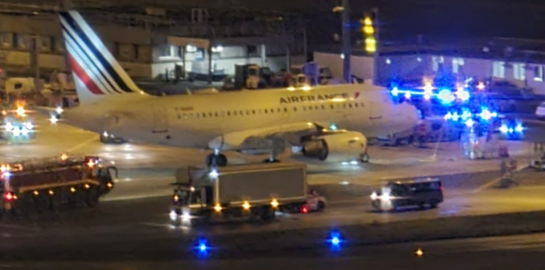Un vol Air France fait demi-tour à Paris en urgence! (VIDEO)