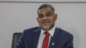 وعكة صحية مفاجئة وعملية جراحية لرئيس اتحاد الكرة الموزمبيقي