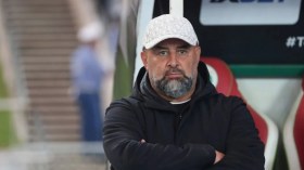 إدارة الكناري: بن شيخة أخبرنا بِاستقالته عن طريق البريد الإلكتروني!