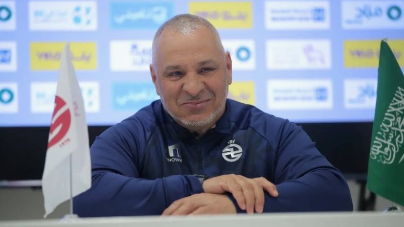 المدرب زكري يتغلّب على محرز