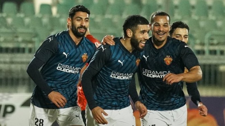 بِالفيديو: قندوسي يُسجّل ويرفع سيراميكا إلى القمّة