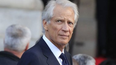 Former French Prime Minister Attacks Retailleau  Over Crisis With Algeria