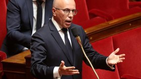 اليمين المتطرف الفرنسي ينفخ في نار الأزمة مع الجزائر