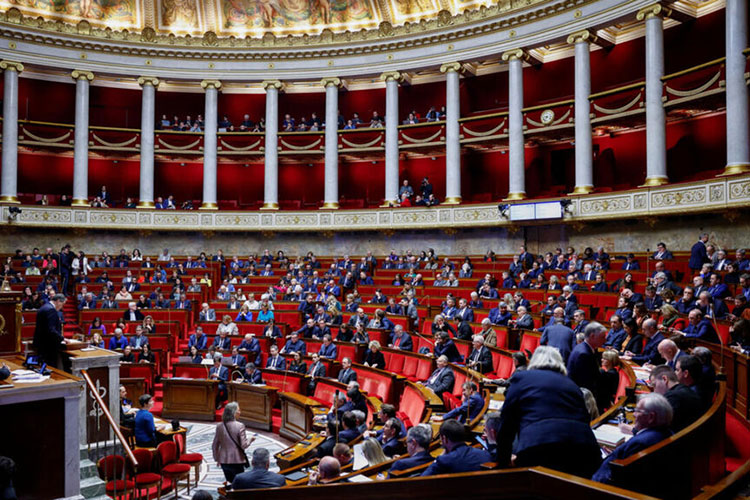 French Parliament Targets Algerian Retirees Once Again