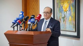 تنظيم متعاملي شعبتي صناعة الجلود والنسيج