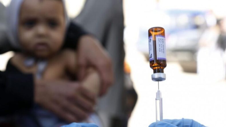 أطفال دون سن الـ 12 عاما يموتون بالحصبة.. ماذا يحصل في المغرب؟