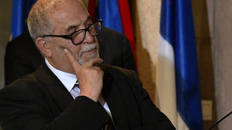 استفزازات فرنسية تستهدف دور العبادة الإسلامية