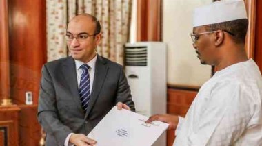 Chaïb remet une lettre du président Tebboune à son homologue tchadien