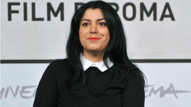 Une réalisatrice iranienne refuse d’être décorée par la France