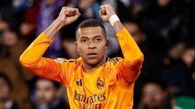 عادل رقم الظاهرة رونالدو.. أول “هاتريك” لمبابي بألوان ريال مدريد