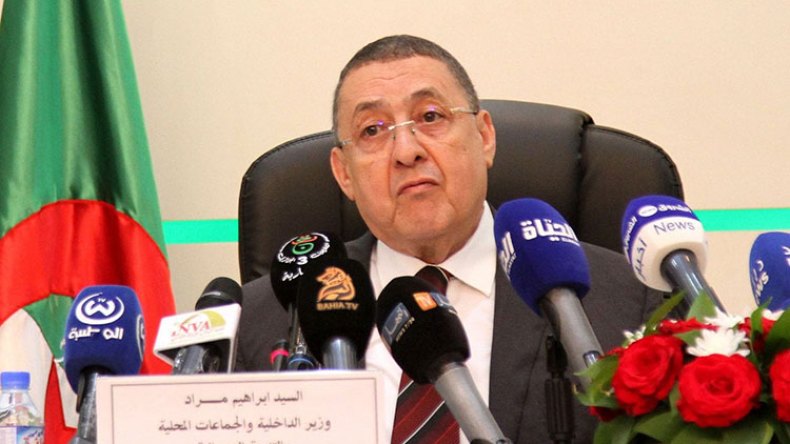 إجراءات لتكوين المنتخبين المحليين