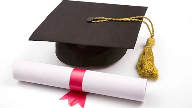 عقود عمل مدّتها 3 سنوات قابلة للتجديد لحاملي الدكتوراه غير الأجراء