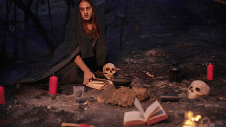 التابعة أو أمّ الصبيان.. الجنية العاشقة التي تعطل الزواج والأرزاق