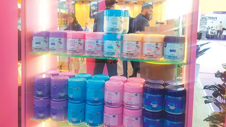 مستحضرات التجميل.. علامات جزائرية تنال ثقة الزبون