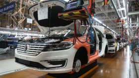 “فولكسفاغن” تطرح ملف العودة إلى الجزائر