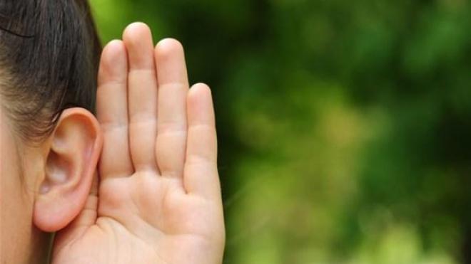تعرّف على 8 أشياء تضر سمعك أكثر مما تعتقد