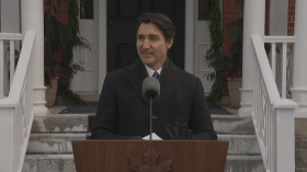 رئيس وزراء كندا يعلن استقالته