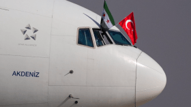 بعد توقف 13 عاما.. أول رحلة جوية من اسطنبول إلى دمشق