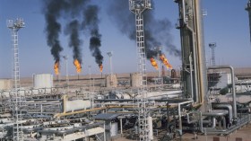 مرسوم ينظم تخزين وتوزيع المنتجات النفطية لتعزيز الشفافية والمنافسة في القطاع 