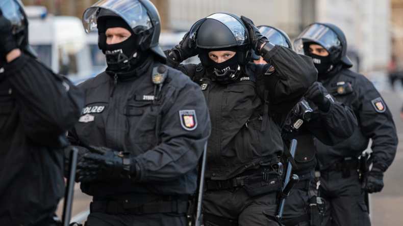 إسبانيا تسلم ألمانيا جاسوسا مغربيا