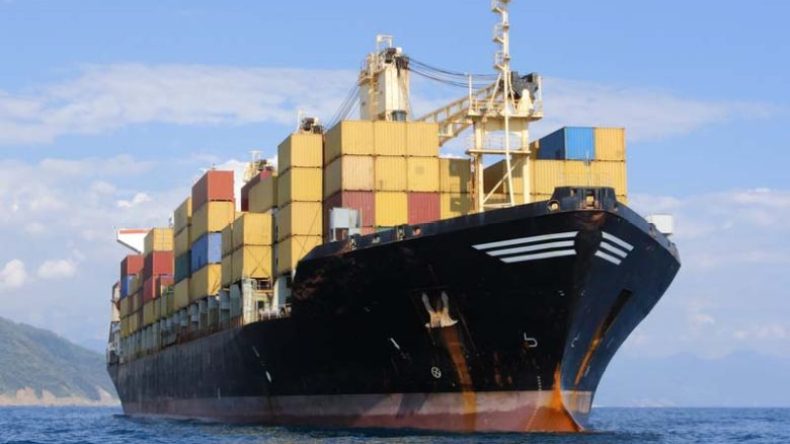 حفاظا على البيئة البحرية.. تزويد البواخر بوقود مخفض الكبريت بداية من هذا التاريخ