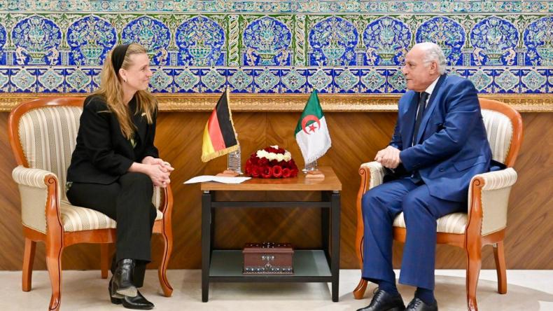 عطاف يستقبل نائبة وزيرة الخارجية الألمانية
