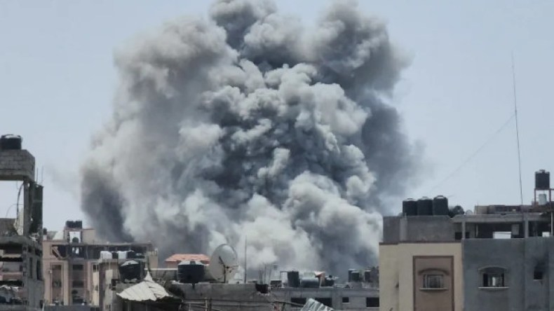 11 شهيدا في غارة صهيونية على منزل بالشجاعية