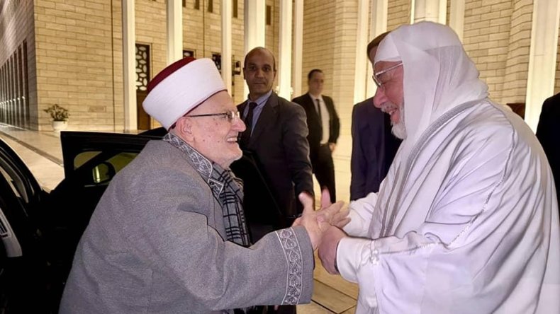 خطيب المسجد الأقصى في زيارة إلى الجزائر